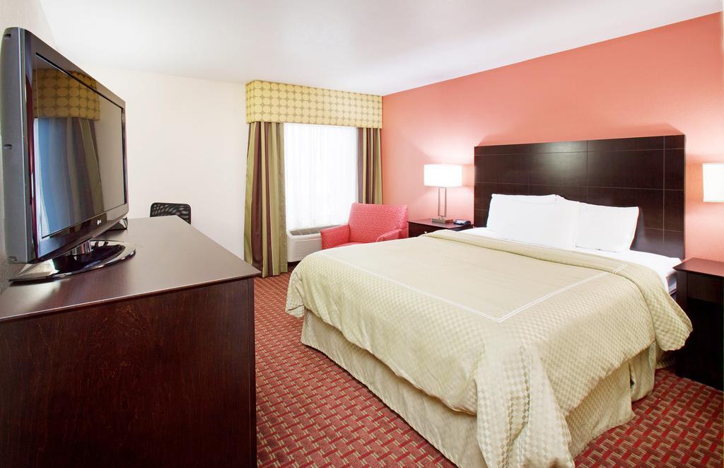 Americinn By Wyndham Johnston Des Moines Urbandale Quarto foto